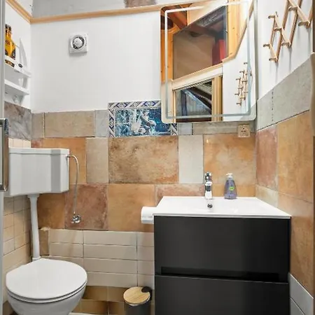 With Wifi - 23440 Apartment